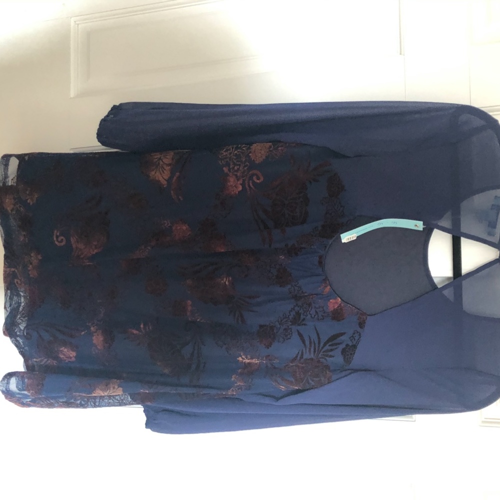 Pattern Dress - Picture 2 of 4